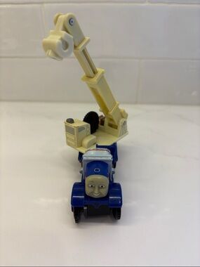 Thomas & Friends Wooden Railway Tow Truck Kelly